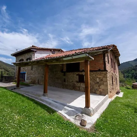 Сasa de vacaciones Casa Sierra Vistas Picos Turieno
